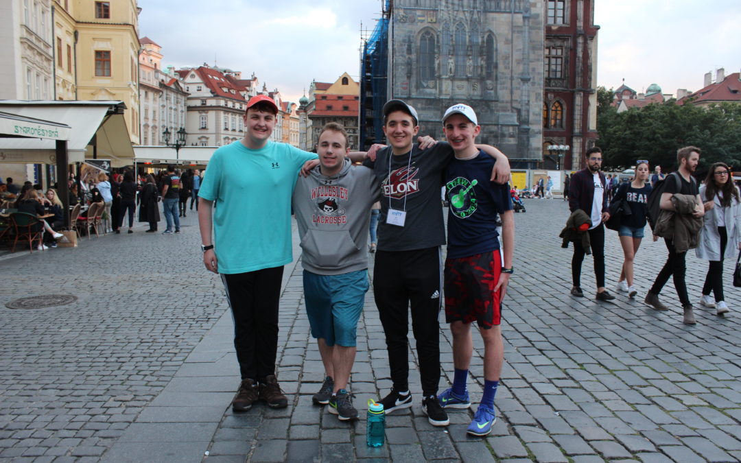 Bus 6 Says Dobry den from Praha!
