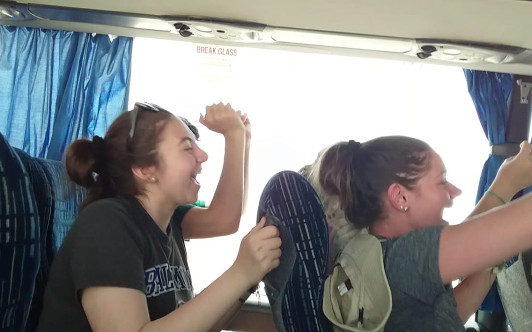 Bus Sing-Along with Bus 4!